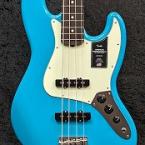 American Professional II Jazz Bass -Miami Blue- 【4.02kg】【送料当社負担】