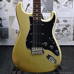 Postmodern Stratocaster Deluxe Closet Classic -Super Faded HLE Gold-【全国送料負担!】【48回金利0%対象】