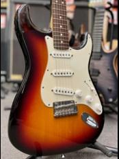 【拡大版!お茶の水大楽器祭り出展品】American Standard Stratocaster -3-Color Sunburst / Rosewood- 2011年製【生産完了】【金利0%】