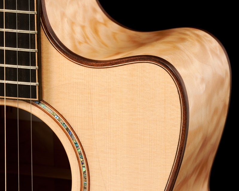 Lowden Guitars The Signature Series | ギタープラネット
