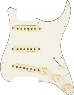 【アウトレット特価】【1個限定!!】Pre-Wired Strat Pickguard, Hot Noiseless SSS, Parchment 11《ピックアップ/ピックガード》
