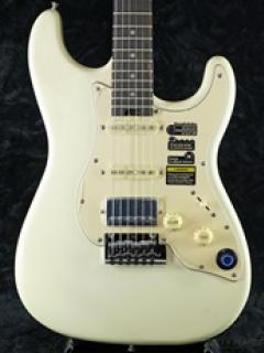 GTRS S800 -White-《エフェクター/アンプモデル内蔵ギター》【Webショップ限定】
