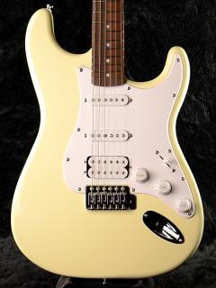 Bullet w/Tremolo HSS AWT【Fender直系ブランド】【Webショップ限定】
