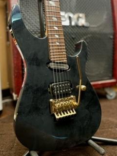 【中古特価市】 Horus -Thunder Cloud- 2008年製【MADE IN JAPAN】【27 Frets!】【軽量3.27kg!】【48回金利0%対象】