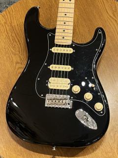 American Performer Stratocaster HSS -Black 2022 USED!! 【3.60Kg】【万能です】