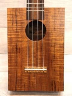 HCB-UKC2-KK 【生産完了品】【コンサート/ハワイアンコア】【シガーボックス】【送料込】