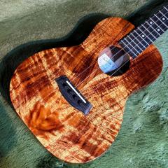 K-1T/DG Tenor Deluxe Gloss 【テナー/ハワイアンコア】【24回金利0%対象】【送料込】