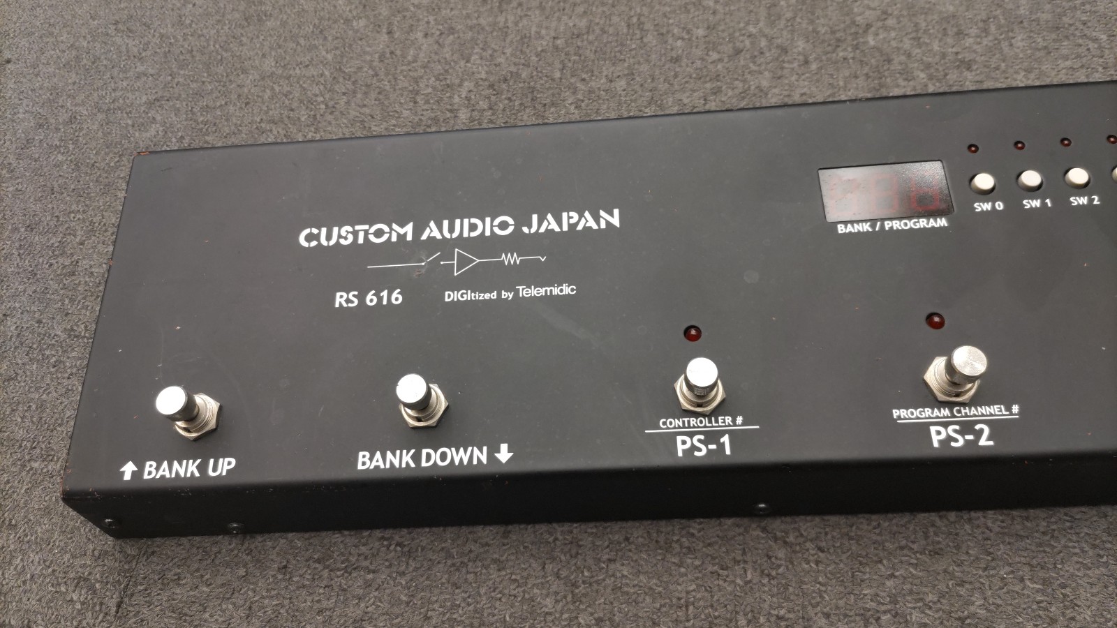 CUSTOM AUDIO JAPANRS616+RS-DSW【MIDI/プログラマブルスイッチャー