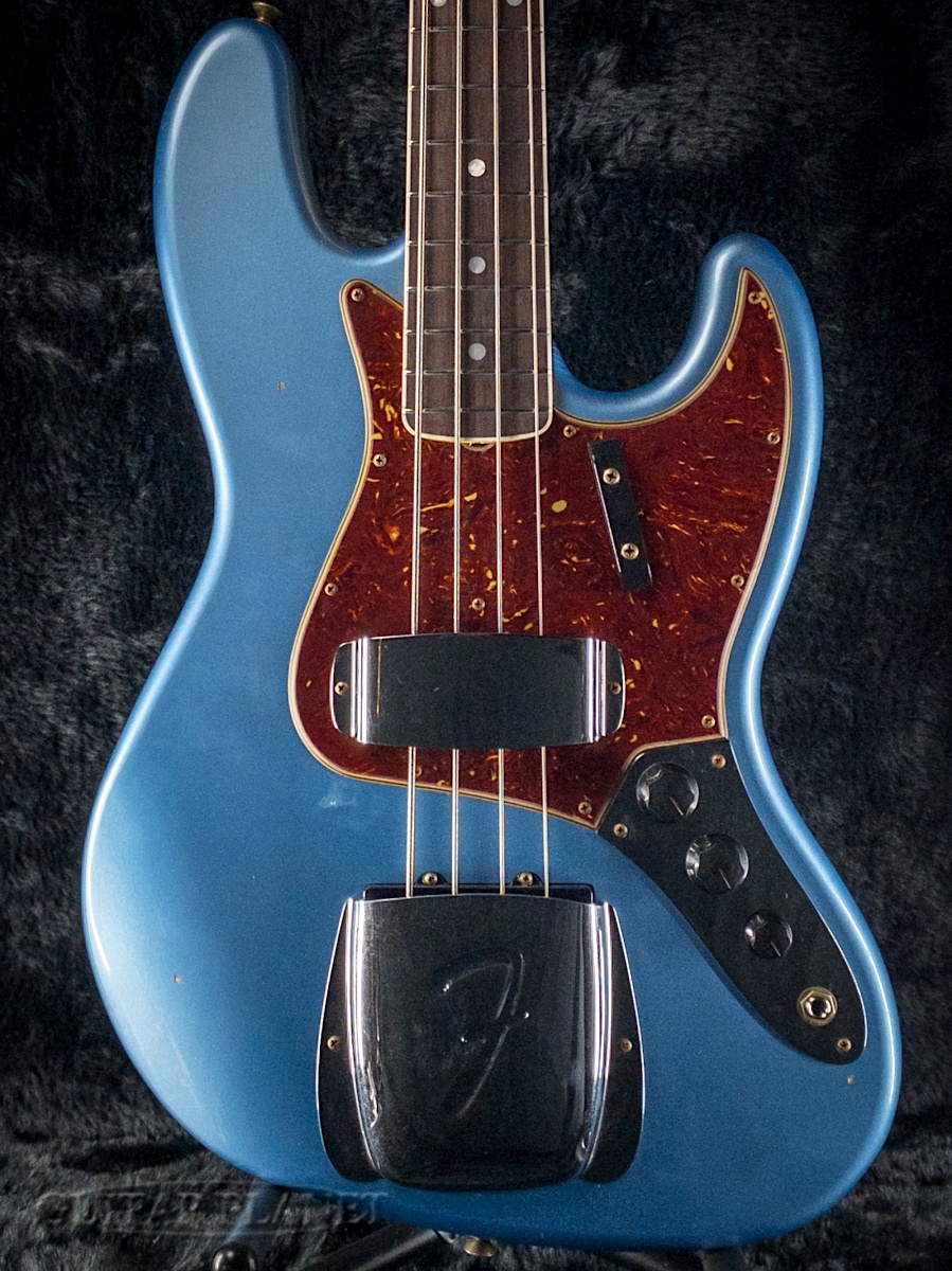 Fender Custom Shop1966 Jazz Bass Journeyman Relic -Faded Lake ...