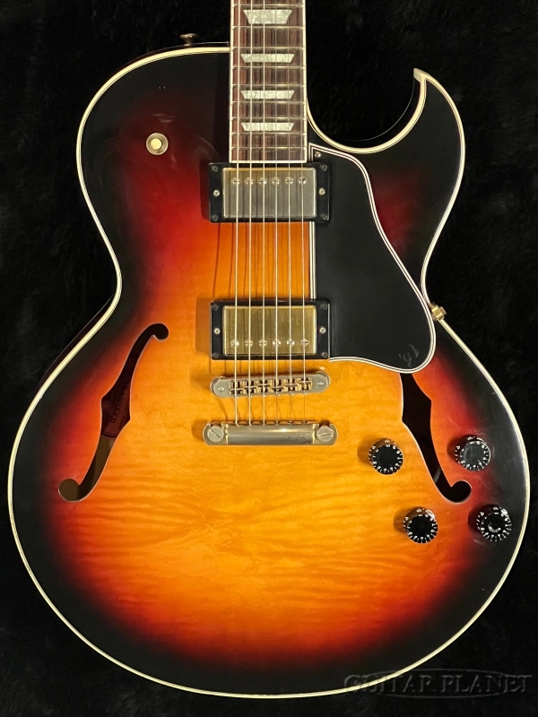 GibsonMemphis ES-137 Classic -Tri burst-【中古品】【3.81kg】【金利