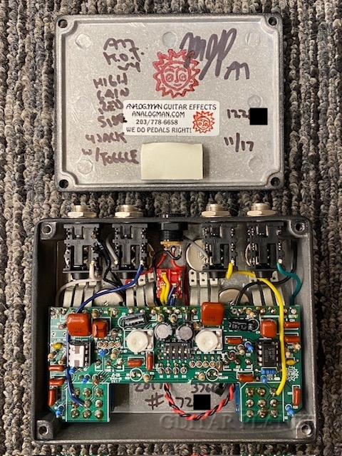 ANALOGMANKing Of Tone V4 -Black- ''4 Jack , Toggle SW , Hi